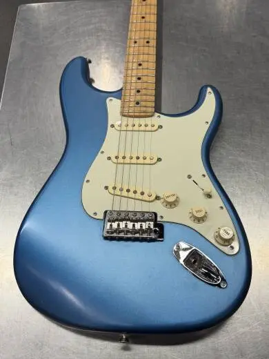 Fender - AM Performer Strat 2