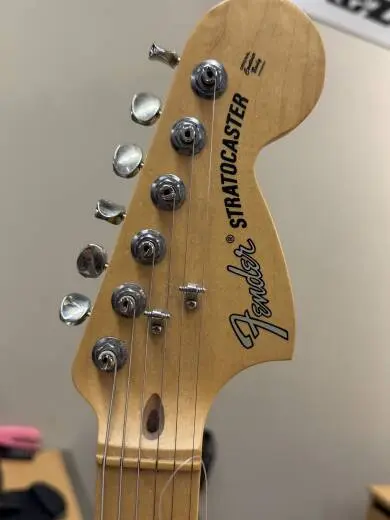 Fender - AM Performer Strat 2