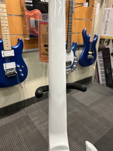 Epiphone SG Standard Electric Guitar - Alpine White - EISSBAWNH 2
