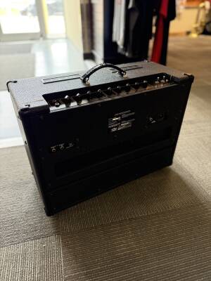 Store Special Product - Vox - AC15C1
