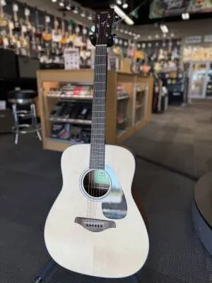 Store Special Product - Yamaha - FG800M