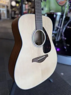 Store Special Product - Yamaha - FG800M