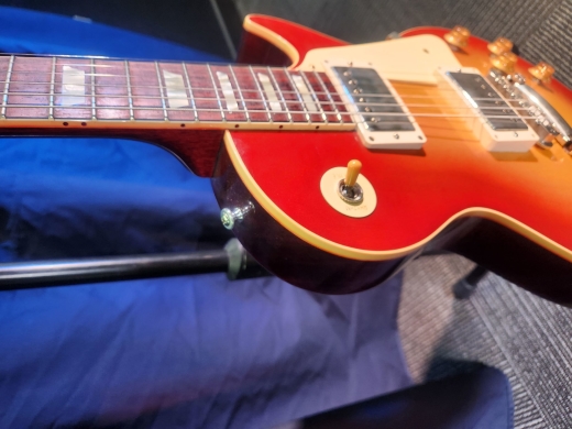 Gibson Custom Shop - 1958 Les Paul Standard VOS Reissue - Washed Cherry 4