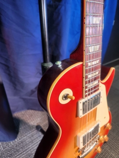 Gibson Custom Shop - 1958 Les Paul Standard VOS Reissue - Washed Cherry 4