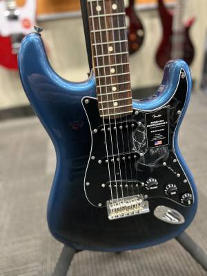 Fender American Professional II Stratocaster, Rosewood Fingerboard