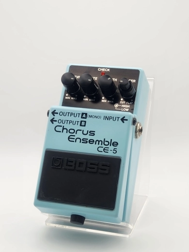 BOSS - CE-5 Chorus Ensemble