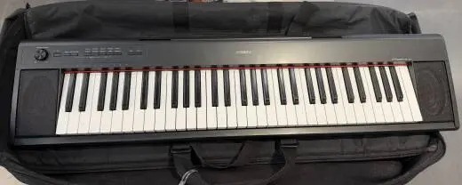 Yamaha - NP12 B Keyboard