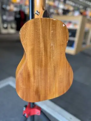Pono Mahogany Deluxe Tenor Ukulele 2