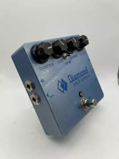Diamond Guitar Pedals - HCH1 2
