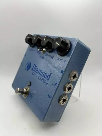 Diamond Guitar Pedals - HCH1 2