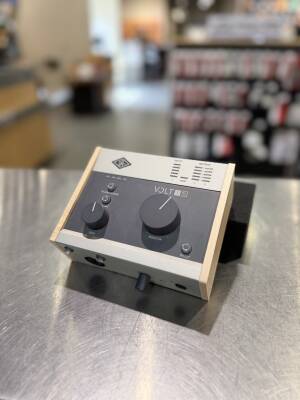 Gear Hunter | Universal Audio - UA-VOLT176