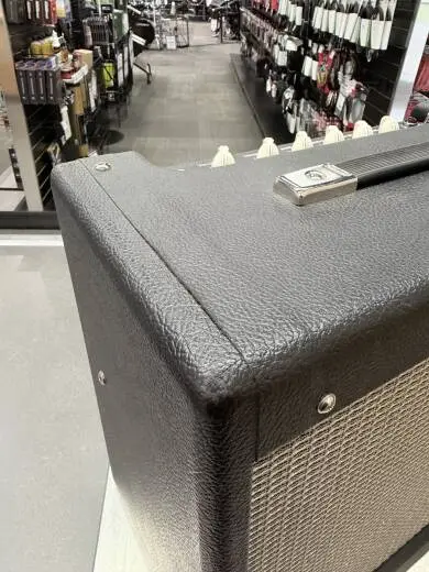 Fender - 223-1500-000 2