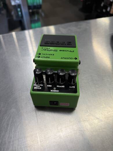 BOSS PH-3 Phase Shifter Pedal | Long & McQuade