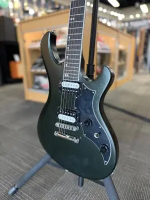 Gibson - Victory Satin Dark Green Satin 2