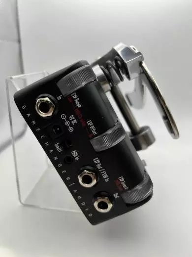 Gamechanger Audio - BIGSBY PEDAL 2