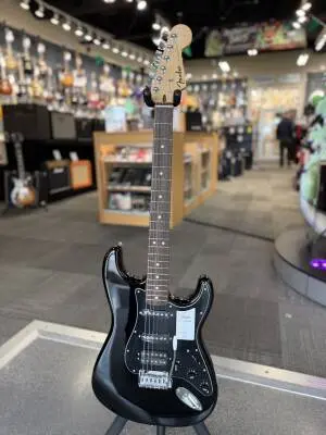 Fender - Standard Stratocaster HSS, Laurel Fingerboard with Black Pickguard - Black