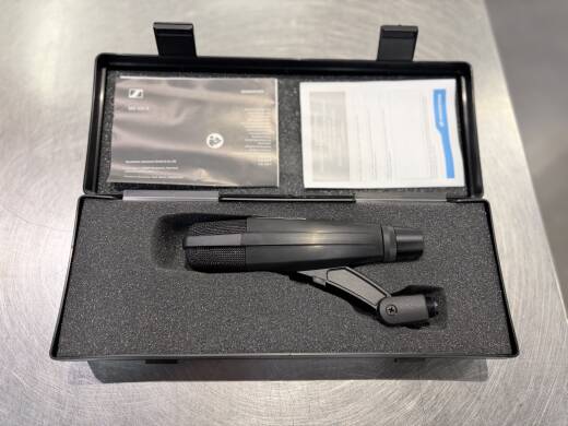 Sennheiser MD 421 II Cardioid Studio Quality Microphone