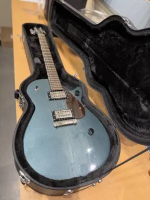 Gretsch Guitars - G2210 Streamliner Junior Jet Club, Laurel Fingerboard - Gunmetal 2