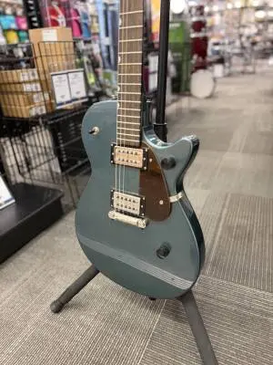 Gretsch Guitars - G2210 Streamliner Junior Jet Club, Laurel Fingerboard - Gunmetal 2