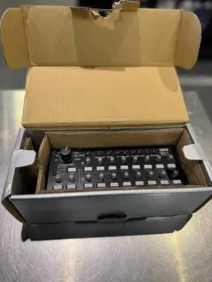 Korg - SQ-1 2