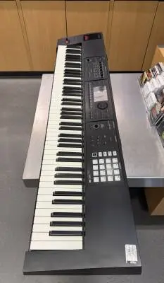Roland - FA-08 Workstation