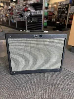 Fender - Hot Rod Deluxe IV