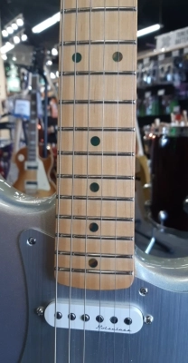 Fender - 014-0242-343 2