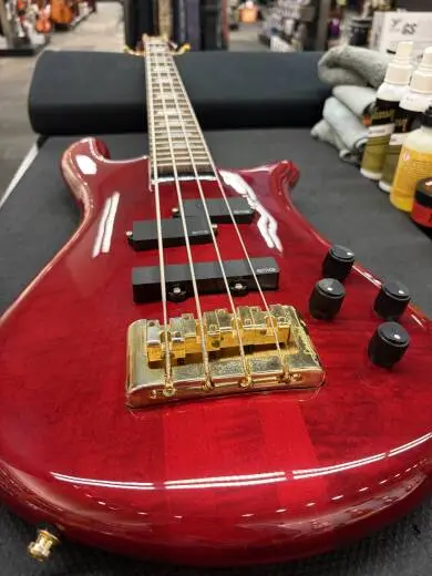 Spector Euro 4 LX GLOSS RED 2