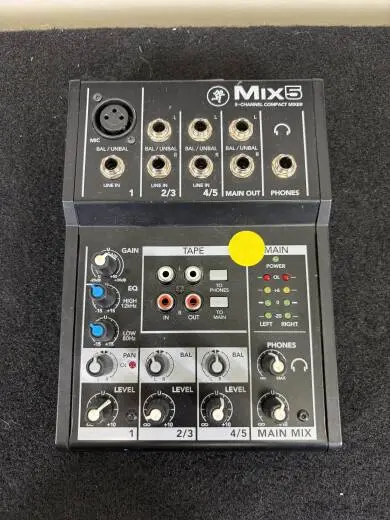 Mackie - MIX5 5-Channel Compact Mixer