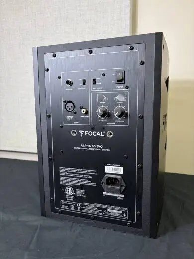 Focal Professional - ALPHA 65 EVO Monitor 2