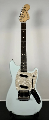 Fender Performer Mustang 2