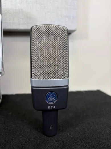 AKG - C214 - Cardioid Condenser 2