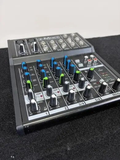 Mackie - MIX8 8-Channel Compact Mixer 2