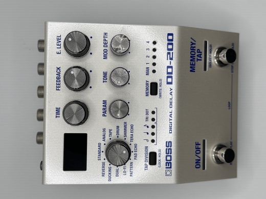 BOSS　DD-200 Amazon.com: Boss DD-200 Digital Delay & RV-200 Reverb Multi