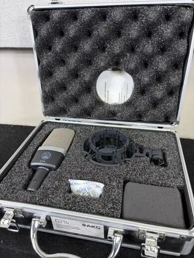 AKG - C214 - Cardioid Condenser 2