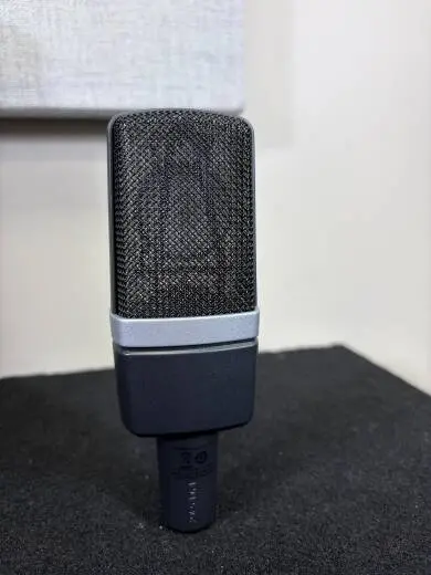 AKG - C214 - Cardioid Condenser 2
