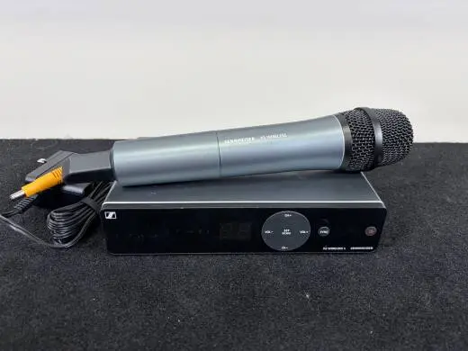 Store Special Product - Sennheiser - Wireless Handheld Set w/e835 Capsule