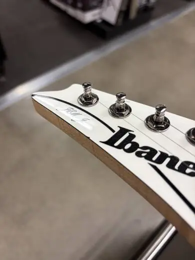 Ibanez - Steve Vai Signature JEM Jr. Left-Handed 2