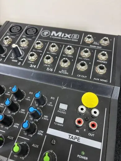Mackie - MIX8 8-Channel Compact Mixer 2