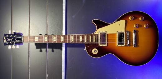 Gibson Custom Shop - R8