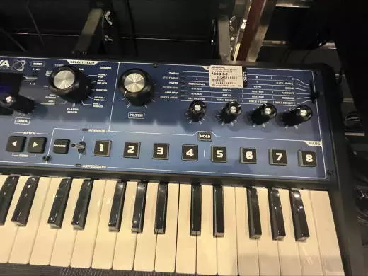 Novation - MININOVA 2