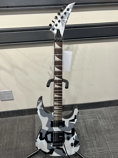 Jackson X Series Soloist in Gray Camo 3