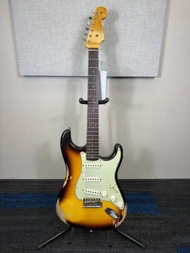 Fender Custom Shop - 1960 Stratocaster Heavy Relic, Rosewood Fingerboard - Faded Aged 3-Colour Sunburst