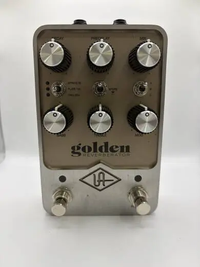 Universal Audio - Golden Reverberator Stereo Effects Pedal