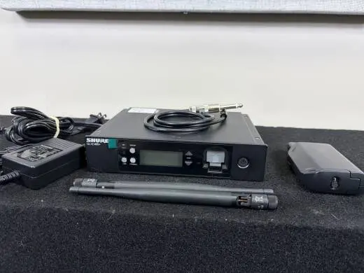 Shure - GLXD14R+ Instrument System with WA302 Cable