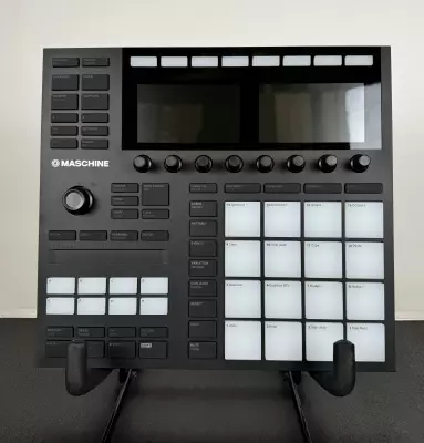 Native Instruments Maschine MK3 2