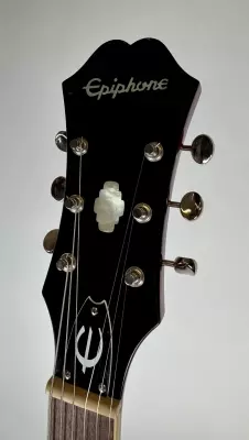 Epiphone Riviera Sparkling Burgundy 2