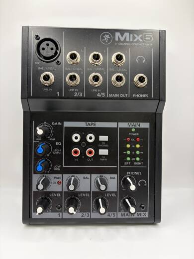 Mackie - MIX5 5-Channel Compact Mixer