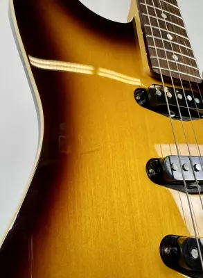 Fender Aerodyne Special Strat 2
