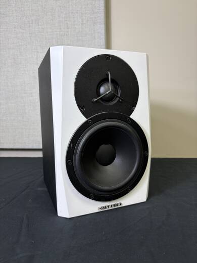 Dynaudio - LYD-5 Monitor